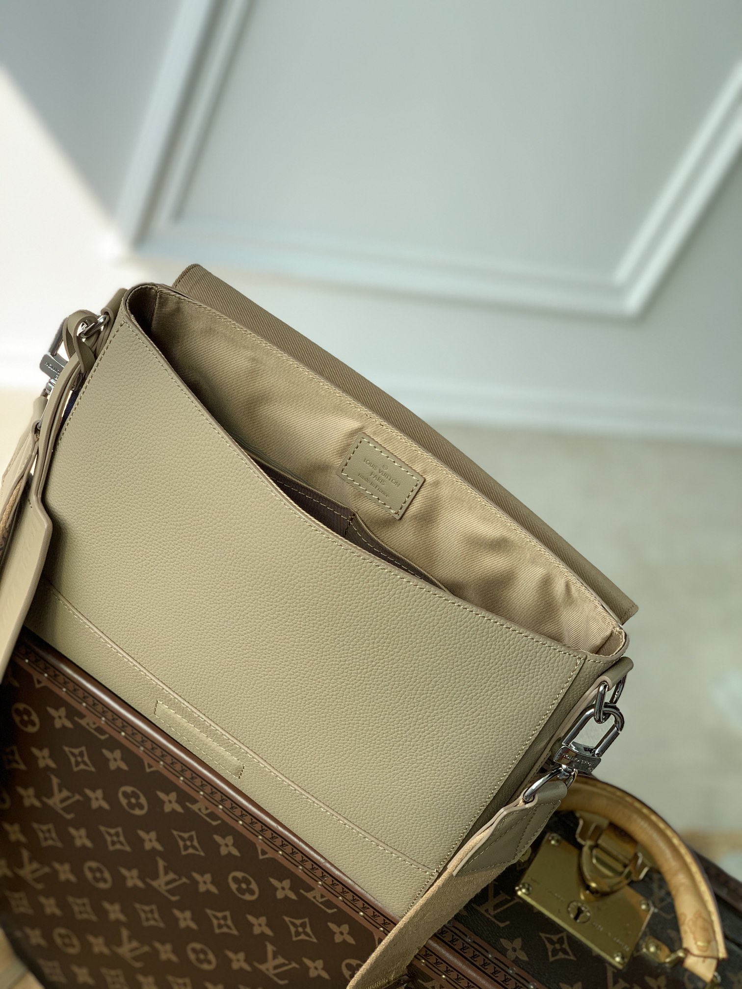 Mens LV Satchel bags